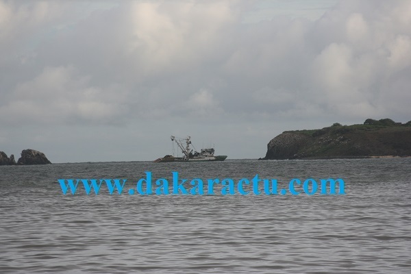 Affaire du navire échoué aux iles des Madeleines, Les Espagnols écopent de six mois de prison dont un ferme