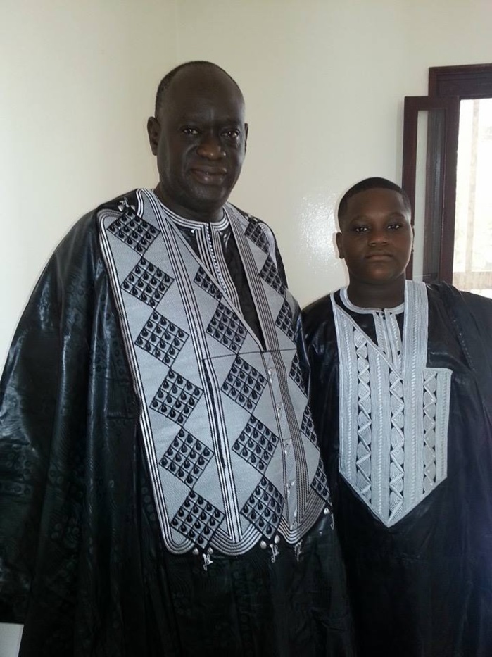 Tabaski 2013: Me El hadj Diouf pose avec son fils
