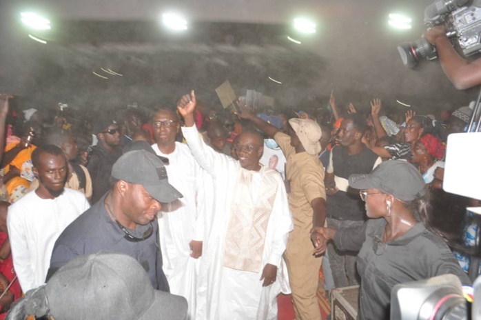 Me Moussa Bocar Thiam investi par BBY Ourossogui : « L’heure est à l’union! Je m’engage ici et maintenant qu’au soir du 23 janvier 2022, la gestion municipale sera collégiale » Me Moussa Bocar Thiam investi par BBY Ourossogui : « L’heure est à l’union! Je m’engage ici et maintenant qu’au soir du 23 janvier 2022, la gestion municipale sera collégiale »