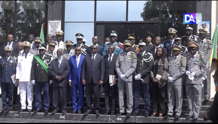 Journée des Forces armées : Plusieurs soldats décorés de la médaille de militaires blessés en opérations par le président Macky Sall.