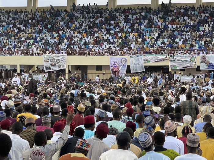 Hadratoul Jummah aux Parcelles Assainies : Une marée de fidèles en communion avec Cheikh Mahi Ibrahima Niass. (Images)