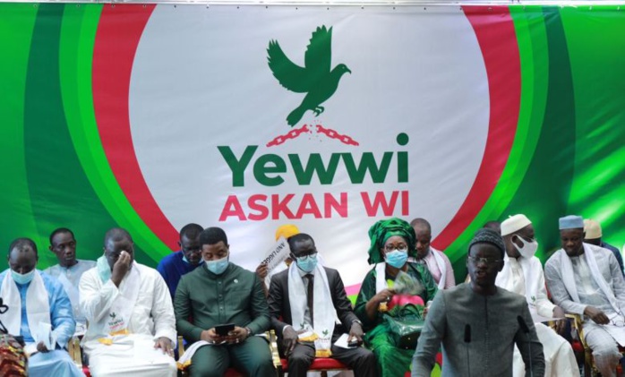 Rencontre avec le Cadre Unitaire de l'Islam au Sénégal : « Yewwi » pour rattraper la bévue de Sonko ? Rencontre avec le Cadre Unitaire de l'Islam au Sénégal : « Yewwi » pour rattraper la bévue de Sonko ?