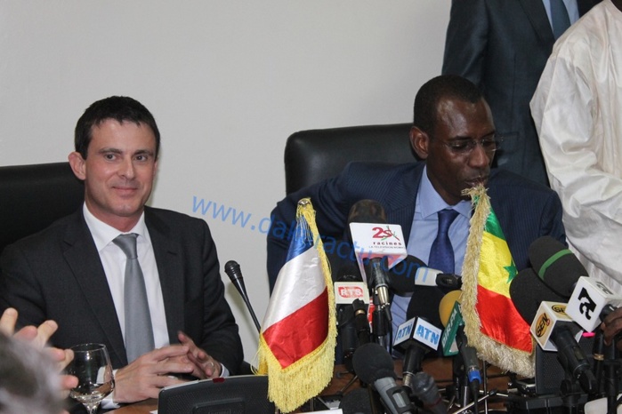Les images de la conférence de presse du ministre français de l'Intérieur Manuel Valls avec son homologue sénégalais Abdoulaye Daouda Diallo