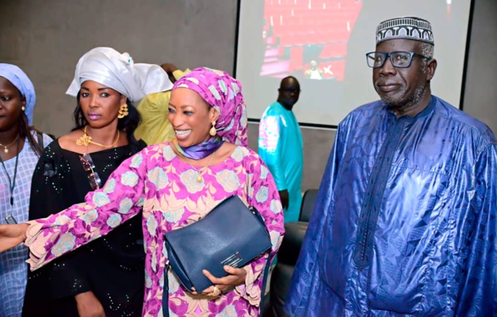 Tivaouane : Seynabou Gaye Touré dresse un bilan satisfaisant de son magistère et invite les élus locaux à s’acquitter de cet exercice. Tivaouane : Seynabou Gaye Touré dresse un bilan satisfaisant de son magistère et invite les élus locaux à s’acquitter de cet exercice.