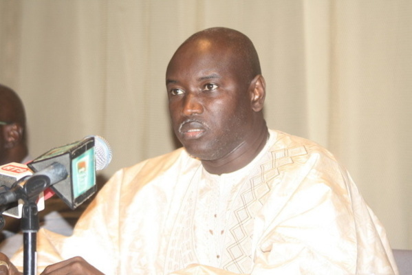 Incroyable mais vrai: Aly Ngouille Ndiaye, un autre ministre sans bureau