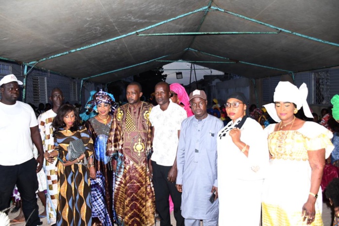 LOCALES À DIOURBEL / Deug Moo Woor de Pape Modou Fall pêche encore dans Wallu Sénégal. LOCALES À DIOURBEL / Deug Moo Woor de Pape Modou Fall pêche encore dans Wallu Sénégal.