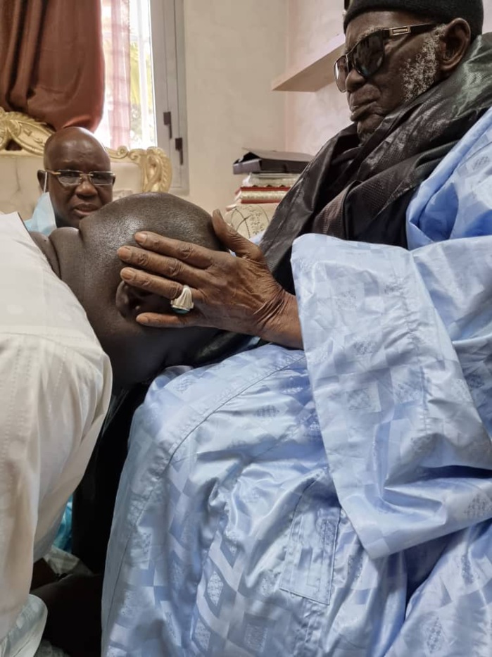 Touba : Khadim Ba prend une décision radicale après son audience avec le khalife général des mourides Touba : Khadim Ba prend une décision radicale après son audience avec le khalife général des mourides