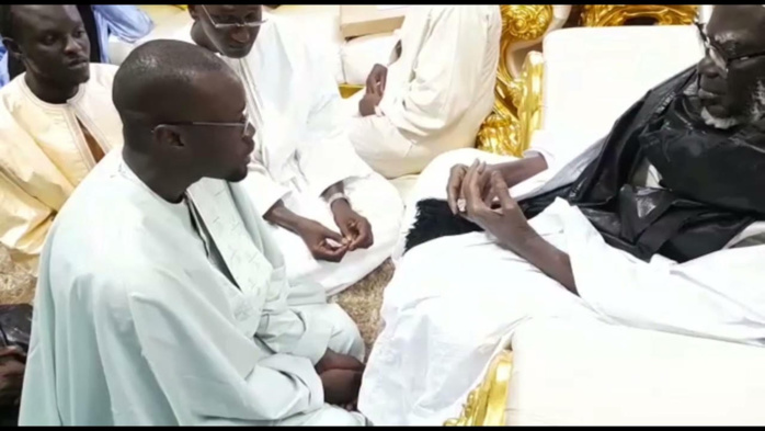 AL MUNTAQA EN 2021 / De la réconciliation des 02 Hizbut à celle de la famille Bâ… De ses soutiens financiers aux discours mobilisateurs, en passant par ses appels à la spiritualité... L’HOMME DE LA DÉCENNIE ! AL MUNTAQA EN 2021 / De la réconciliation des 02 Hizbut à celle de la famille Bâ… De ses soutiens financiers aux discours mobilisateurs, en passant par ses appels à la spiritualité... L’HOMME DE LA DÉCENNIE !