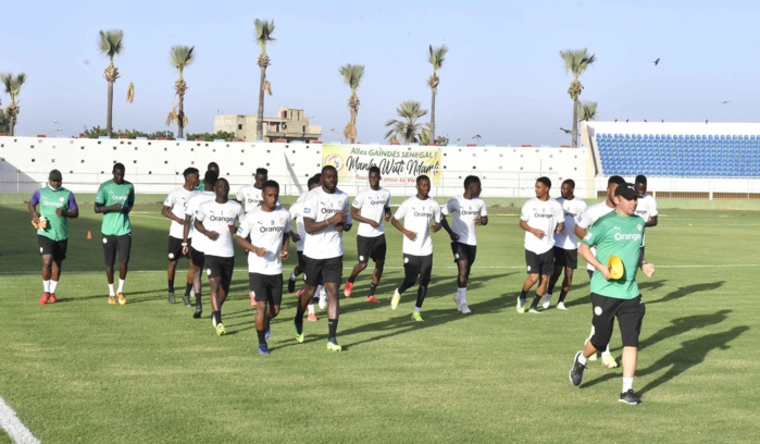 CAN 2022 - 2ème galop d'entraînement (Thiès) : La tanière encore incomplète, le reste du groupe attendu dans la semaine... CAN 2022 - 2ème galop d'entraînement (Thiès) : La tanière encore incomplète, le reste du groupe attendu dans la semaine...