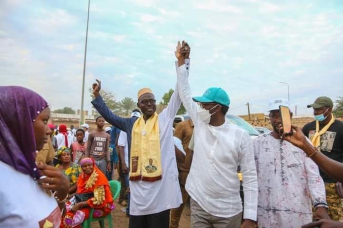 TAMBACOUNDA / LOCALES 2022 : « Il est hors de question, pour des intérêts d'une seule personne, que certains veuillent salir le bilan du Président Sall » (Mamadou Kassé) TAMBACOUNDA / LOCALES 2022 : « Il est hors de question, pour des intérêts d'une seule personne, que certains veuillent salir le bilan du Président Sall » (Mamadou Kassé)