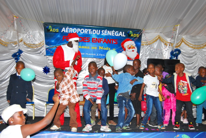 Arbre de Noël des ADS : Des cadeaux éducatifs et ludiques pour le bonheur des enfants