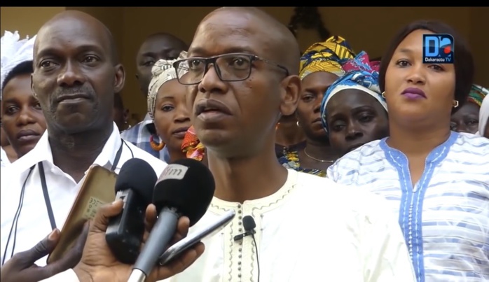 Élections municipales : Ousmane Landry Diallo de l’Ucs Mbolo Mi intronisé « roi » d’Oussouye en ballotage dans le département entre YAW et UCS Mbolo Mi.