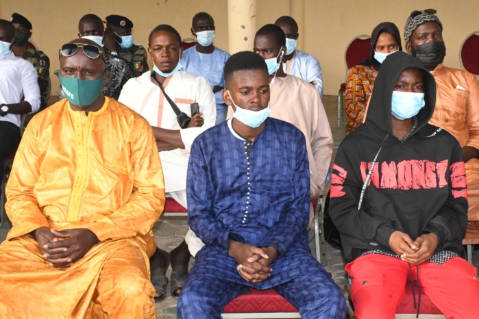 Décoration posthume : Les Sergents Chefs El Hadj Boubacar Bâ et Mamadou Khalidou Diallo élevés Chevaliers de l’ordre national du Lion.