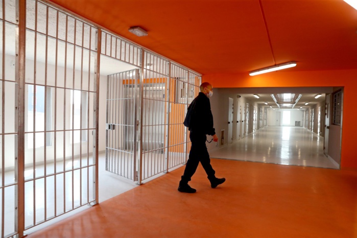 Violences conjugales : En France les victimes sont désormais systématiquement averties à la sortie de prison de leur conjoint.