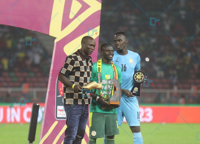 CAN 2022 : Sadio Mané sacré meilleur joueur, Edouard Mendy meilleur gardien CAN 2022 : Sadio Mané sacré meilleur joueur, Edouard Mendy meilleur gardien