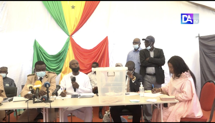 Parcelles Assainies de Dakar : L’équipe du bureau municipal désormais connue. Parcelles Assainies de Dakar : L’équipe du bureau municipal désormais connue.