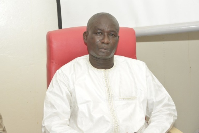 Locales à Kaolack / Khalifa Wade à Ahmed Youssouf Bengelloune : « Il doit faire confiance à la justice en attendant le verdict des deux recours introduits » Locales à Kaolack / Khalifa Wade à Ahmed Youssouf Bengelloune : « Il doit faire confiance à la justice en attendant le verdict des deux recours introduits »