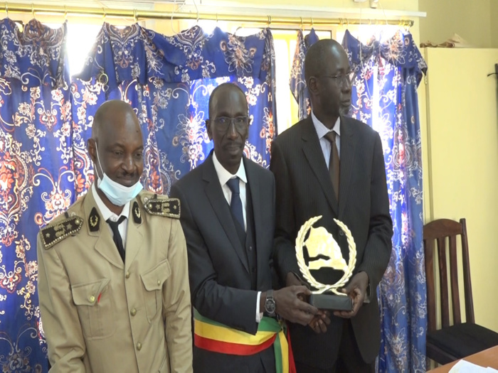 Keur Madiabel : Le nouveau maire Abdoulaye Diatta, installé dans ses nouvelles fonctions.