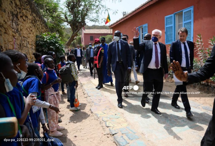 Gorée: le Président fédéral Allemand Frank-Walter Steinmeier sur l'ile à bord de la chaloupe présidentielle (Photos) Gorée: le Président fédéral Allemand Frank-Walter Steinmeier sur l'ile à bord de la chaloupe présidentielle (Photos)