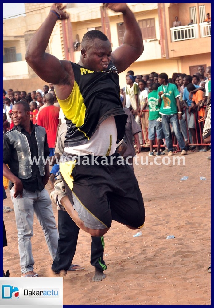 Lutte, Modou Lô : « Je refuse d’être comparé au coach de boxe d’Eumeu Sène ! »