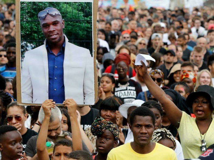 Affaire Adama Traoré en France : « Nous sommes dans un déni de justice totale (…) nous en sommes à la 11 ème expertise » (Assa Traoré, Collectif ‘’Vérité pour Adama’’). Affaire Adama Traoré en France : « Nous sommes dans un déni de justice totale (…) nous en sommes à la 11 ème expertise » (Assa Traoré, Collectif ‘’Vérité pour Adama’’).