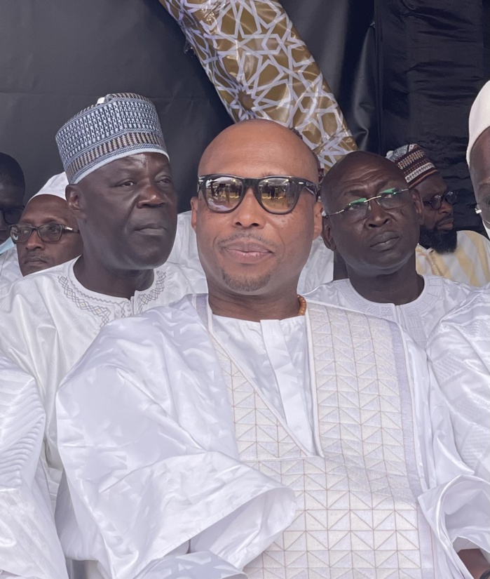 Barthélemy Dias à Yoff-Diamalaye : « Nous sommes venus prier avec la communauté Layène pour un Dakar et un Sénégal de paix »