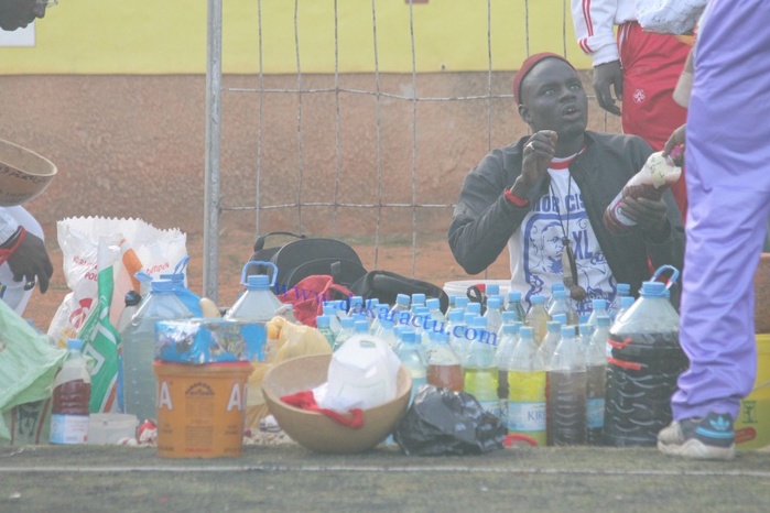 Revivez en images le combat Modou Lo/Eumeu Séne au stade Demba Diop