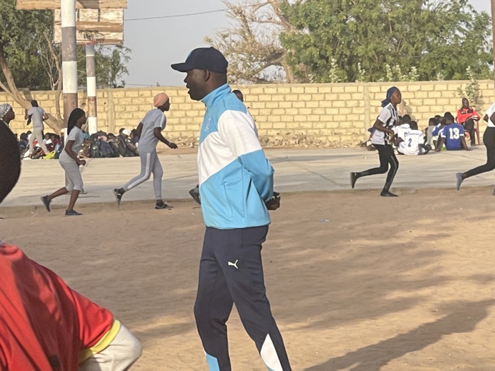 ENTRETIEN / Morts d’élèves en plein cours d’EPS… Certificats médicaux de complaisance…Profs d’Eps coureurs de jupons ?… Tenues sexy des élèves - filles… ABDOU DIA, Sg du SEEPSS rougit. ENTRETIEN / Morts d’élèves en plein cours d’EPS… Certificats médicaux de complaisance…Profs d’Eps coureurs de jupons ?… Tenues sexy des élèves - filles… ABDOU DIA, Sg du SEEPSS rougit.