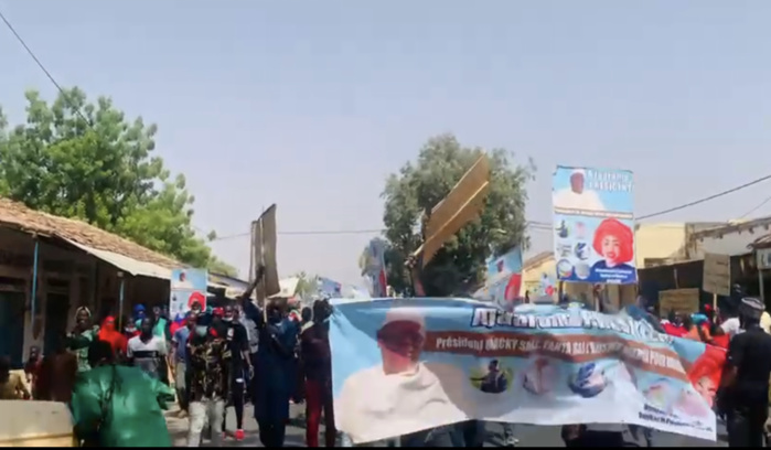 Passage du président Macky Sall à Koungheul : Fanta Sall bat le record de la mobilisation. Passage du président Macky Sall à Koungheul : Fanta Sall bat le record de la mobilisation.