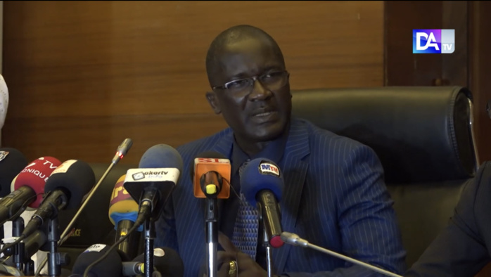 Dérapage ou communication bien réfléchie : La LSDH et la RADDHO commentent la sortie du magistrat Ousmane Chimère Diouf. Dérapage ou communication bien réfléchie : La LSDH et la RADDHO commentent la sortie du magistrat Ousmane Chimère Diouf.