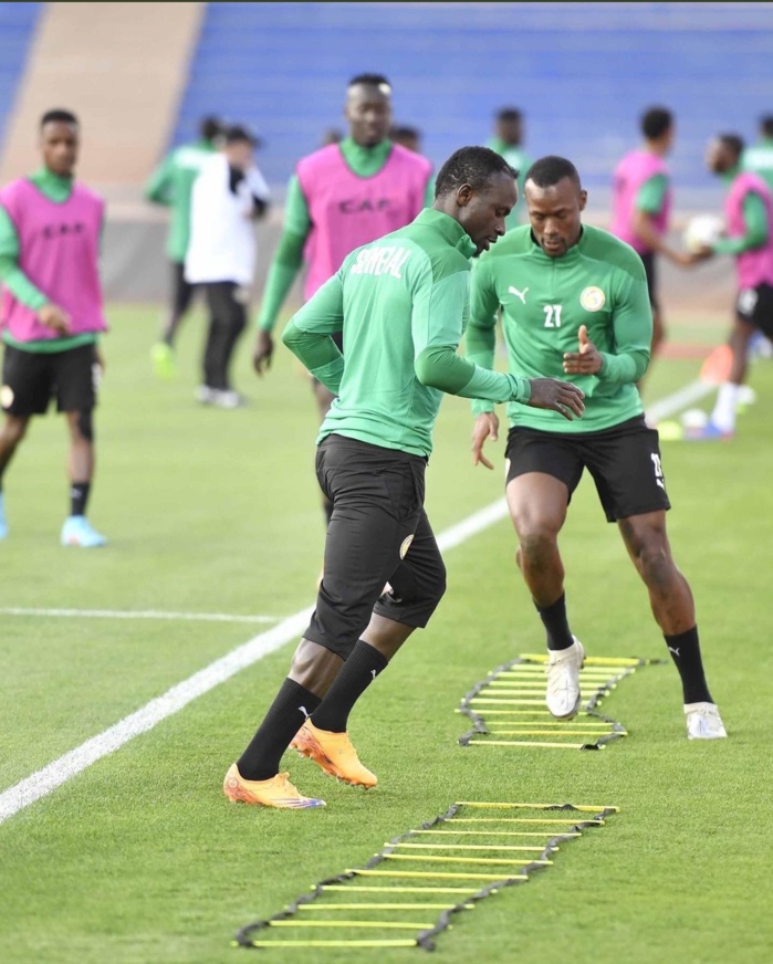 Regroupement des Lions : Sadio Mané et le reste du groupe ont rejoint la tanière… Retour en images sur le premier galop d’entraînement …. Regroupement des Lions : Sadio Mané et le reste du groupe ont rejoint la tanière… Retour en images sur le premier galop d’entraînement ….