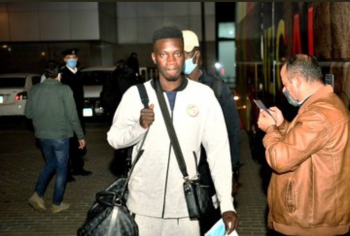 Égypte vs Sénégal : Les Lions sont arrivés au Caire en début de soirée... (photos) Égypte vs Sénégal : Les Lions sont arrivés au Caire en début de soirée... (photos)