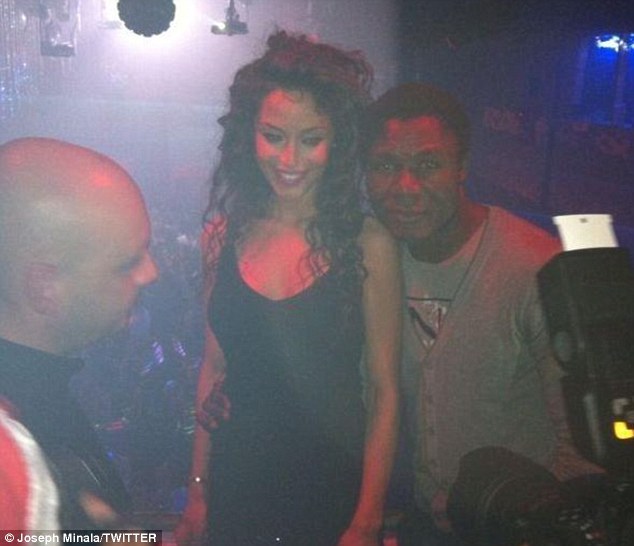 Il a 42 ans et déclare agé de 17 ans: Joseph Minala (Lazio) serait-il un usurpateur ?