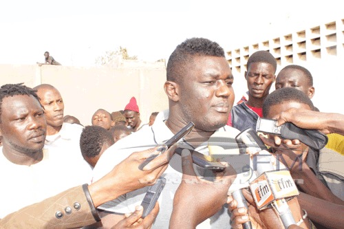 Balla Gaye 2 interpellé sur Modou Lô lors de la visite de George Weah à son domicile «Bombardier la tale» (C'est Bombardier ma préoccupation)», répond-il