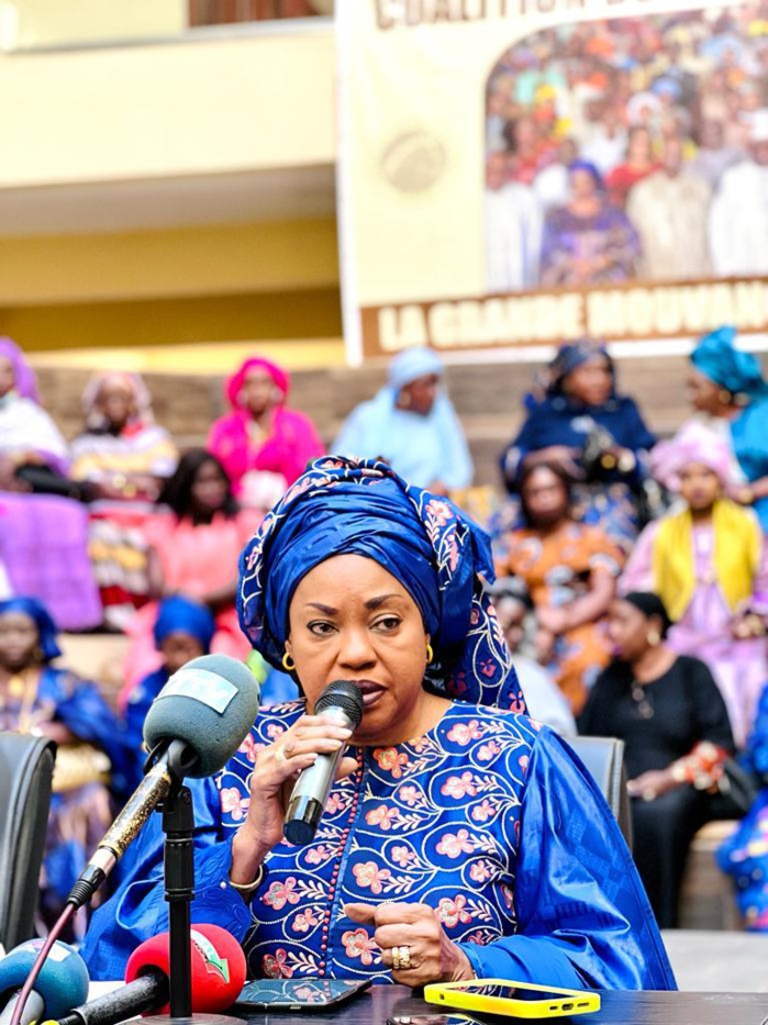 LE SENEGAL A LA COUPE DU MONDE : les félicitations du Mouvement National des Femmes Républicaines LE SENEGAL A LA COUPE DU MONDE : les félicitations du Mouvement National des Femmes Républicaines