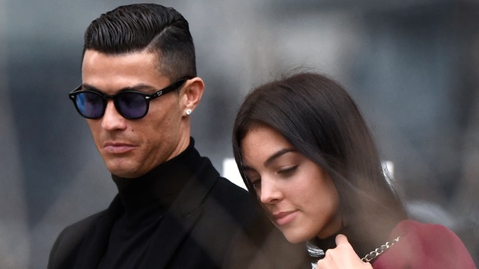 Cristiano Ronaldo annonce la mort de son fils nouveau-né Cristiano Ronaldo annonce la mort de son fils nouveau-né