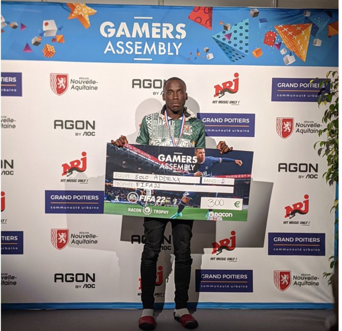 Gamers Assembly 2022 : L'équipe Solo Esport Club du Sénégal termine à la deuxième place... Gamers Assembly 2022 : L'équipe Solo Esport Club du Sénégal termine à la deuxième place...