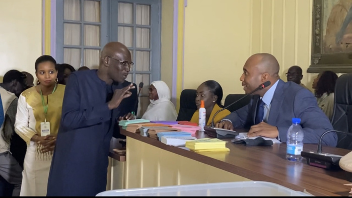 Premier conseil municipal de la ville de Dakar : « Nouvelle » main tendue de Barth, Benno se radicalise, les cas Capitaine Touré et Guy Marius Sagna, décriés Premier conseil municipal de la ville de Dakar : « Nouvelle » main tendue de Barth, Benno se radicalise, les cas Capitaine Touré et Guy Marius Sagna, décriés