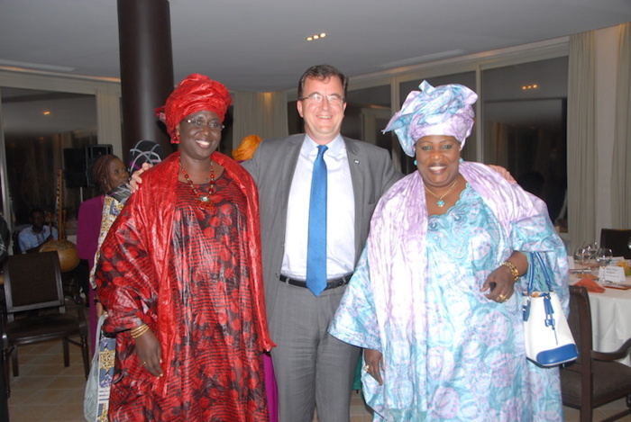 Visite du DG, Chef des opérations financières du Groupe de la Banque mondiale  Rencontre avec le Ministre des Finances et avec des femmes leaders.
