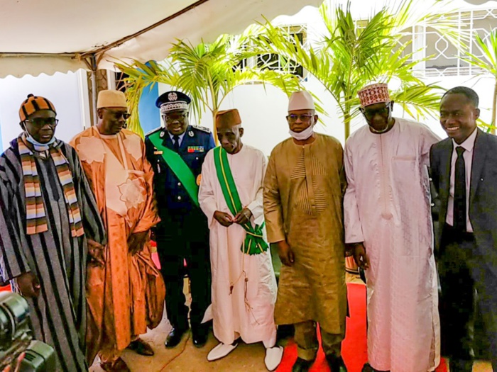 Honneur : le Pr Ahmedou Moustapha Sow décoré du Grand-Croix de l’ordre du mérite Honneur : le Pr Ahmedou Moustapha Sow décoré du Grand-Croix de l’ordre du mérite