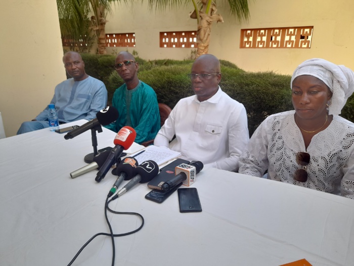 Kaolack / Aminata Touré choisie tête de liste nationale de Bby : Ses amis remercient le président Macky Sall et appelent à l’union des cœurs. Kaolack / Aminata Touré choisie tête de liste nationale de Bby : Ses amis remercient le président Macky Sall et appelent à l’union des cœurs.