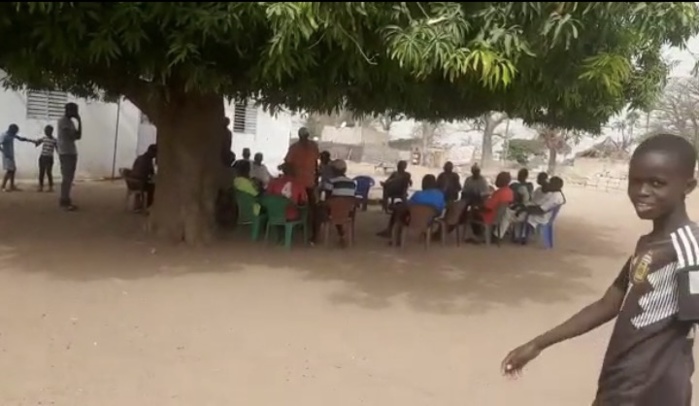 Projet de lotissement à Ndiaffate / Il y a de l'électricité dans l'air à Koutal Sérère : La gendarme effectue une descente sur les lieux. Projet de lotissement à Ndiaffate / Il y a de l'électricité dans l'air à Koutal Sérère : La gendarme effectue une descente sur les lieux.