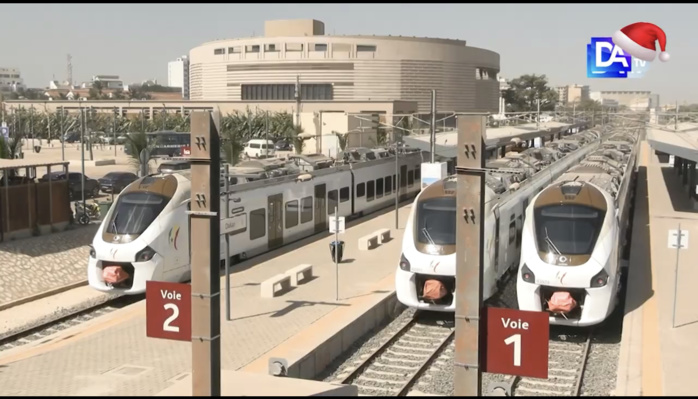 Reportage / Transport de masse, le TER contre la pollution et les embouteillages à Dakar.