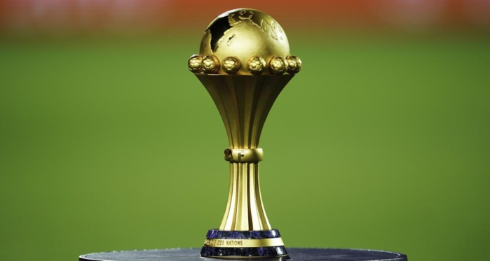 « Trophy Tour » : Le trophée de la CAN exposé à la Gouvernance de Thiès avant la caravane dans la Ville « Trophy Tour » : Le trophée de la CAN exposé à la Gouvernance de Thiès avant la caravane dans la Ville