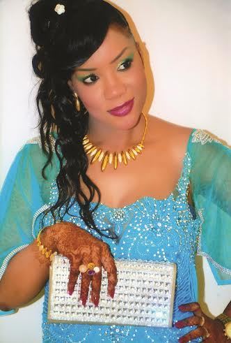 Voici la belle métisse Aicha Diallo, troisième femme de Baba Tandian