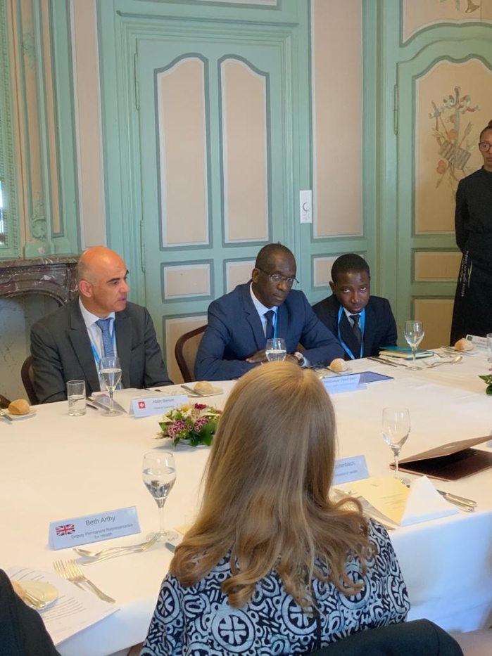 COVID-19 ET SÉCURITÉ DES PATIENTS : La prévention et le contrôle de l’infection au menu d’un déjeuner de travail COVID-19 ET SÉCURITÉ DES PATIENTS : La prévention et le contrôle de l’infection au menu d’un déjeuner de travail