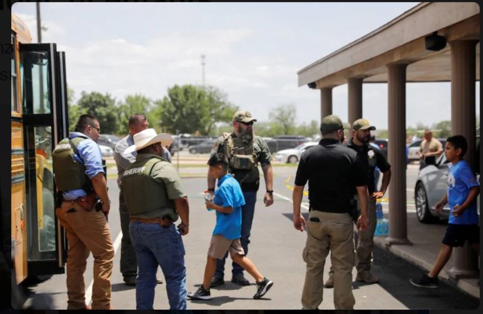 Fusillade dans une école primaire au Texas : au moins 15 morts, dont 14 enfants