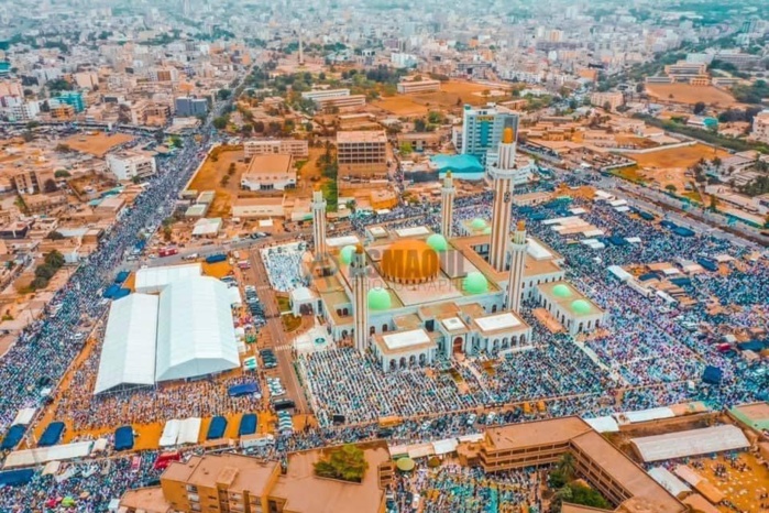 Massalikul Jinaan : Une prière du vendredi aux allures de Magal à Dakar.