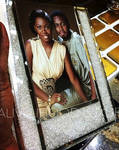 Mariage de la fille du président du Nigeria: Les invitées reçoivent des iPhones en or plaqué!