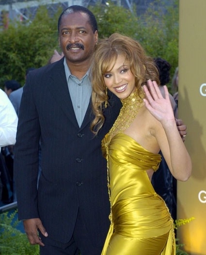 Beyoncé: Nixon, son demi-frere de 4 ans, se retrouve a la rue!